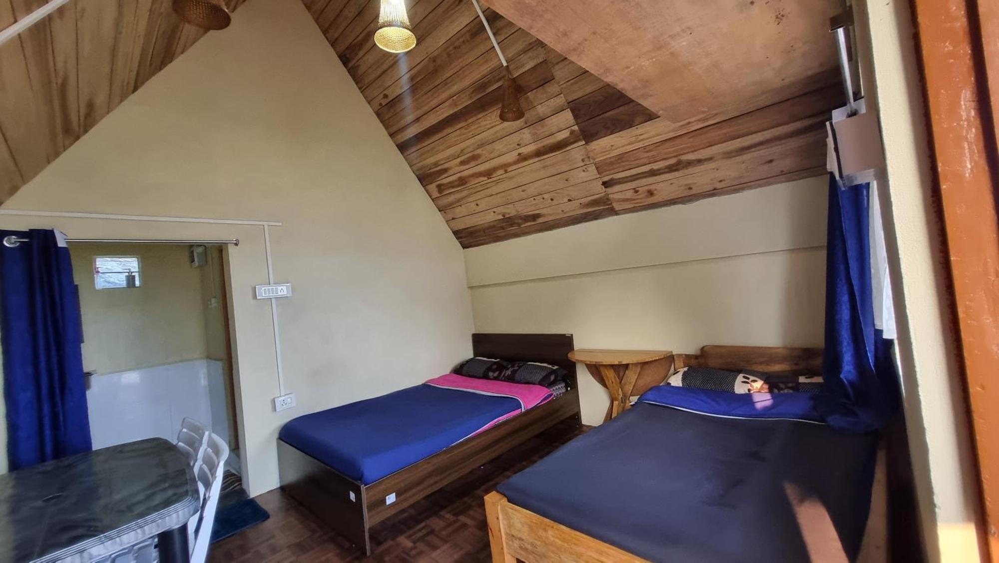 I Basa Homestay Sohrarim Exteriér fotografie