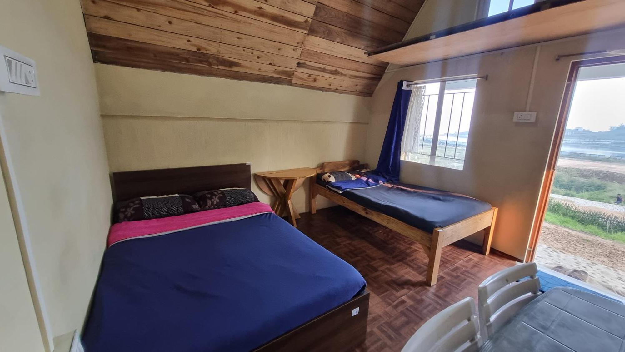 I Basa Homestay Sohrarim Exteriér fotografie